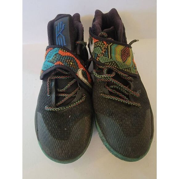 Nike Kyrie 2 Kid's Black History Month BHM Basketball Sneakers Size 7Y - Picture 1 of 7